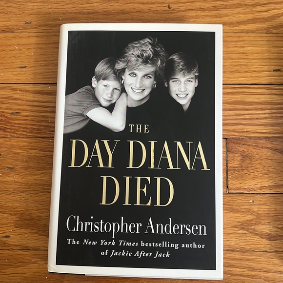 Princess Diana Books Set of 3 - Picture 3 of 4